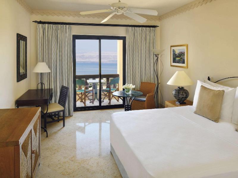 Movenpick Resort & Spa Dead Sea - Oda