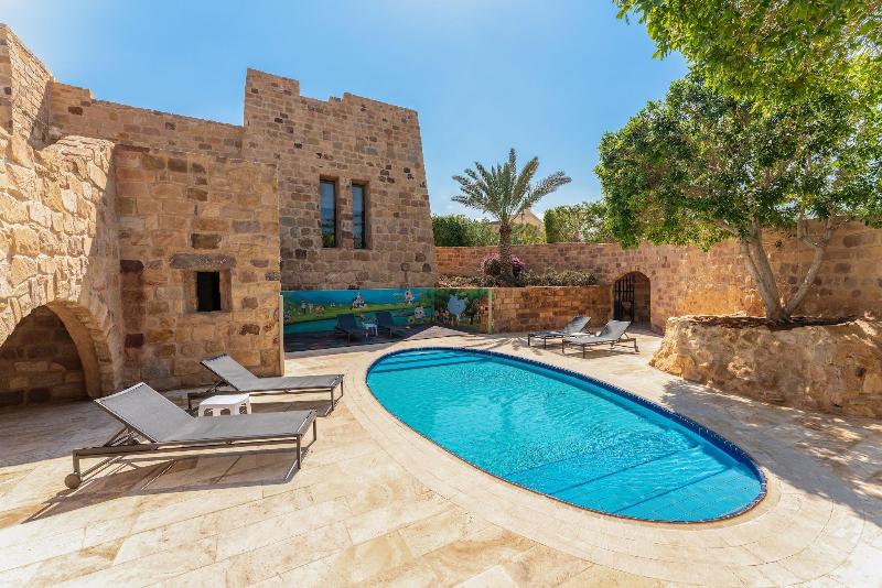 Movenpick Resort & Spa Dead Sea - Havuz