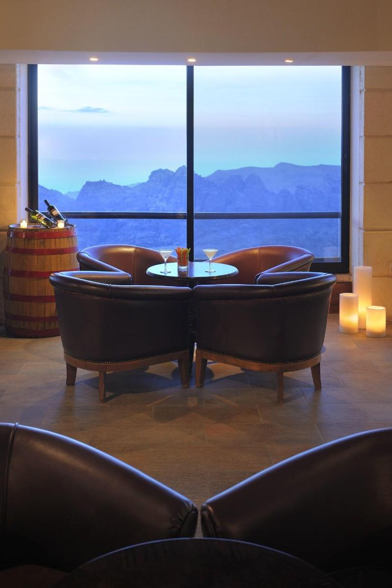 Petra Marriott Hotel - Bar