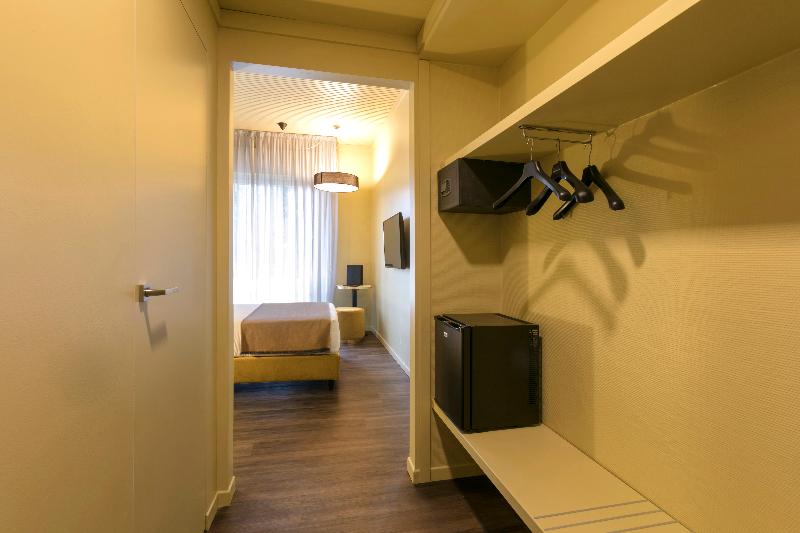 Hotel Mealba Suite & Pool - Oda