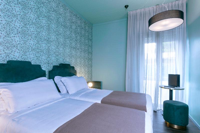 Hotel Mealba Suite & Pool - Oda