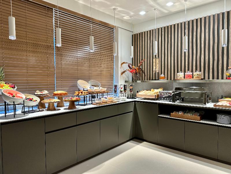 Hotel Mealba Suite & Pool - Restoran