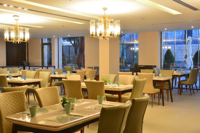 The San Rock Hotel By Le Reve - Restoran