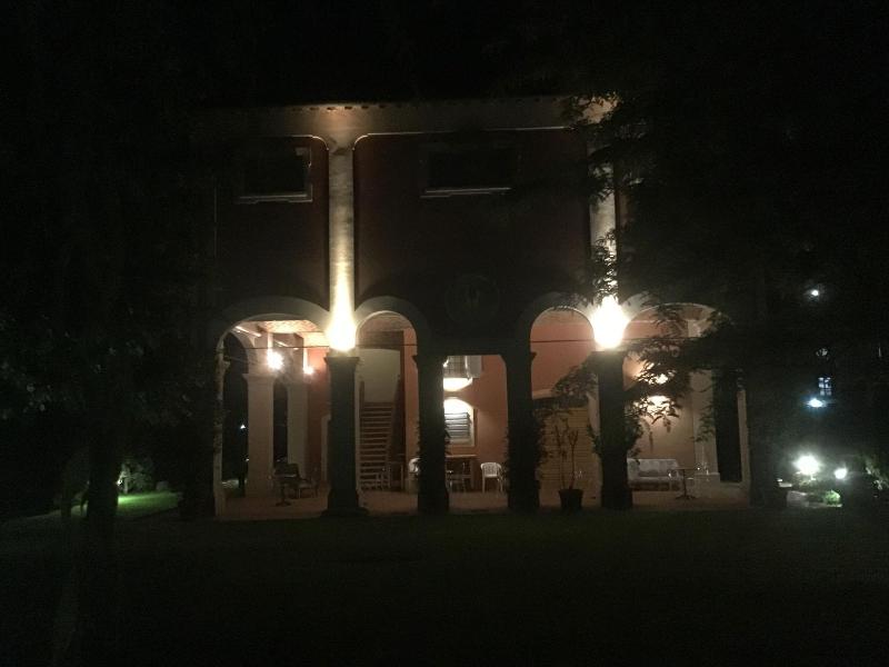 Villa Matildis - Genel