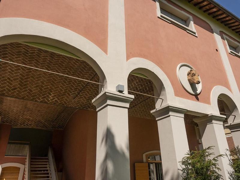 Villa Matildis - Genel