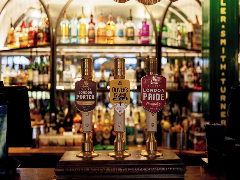 The White Star Tavern - Bar