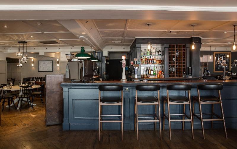 The White Star Tavern - Bar