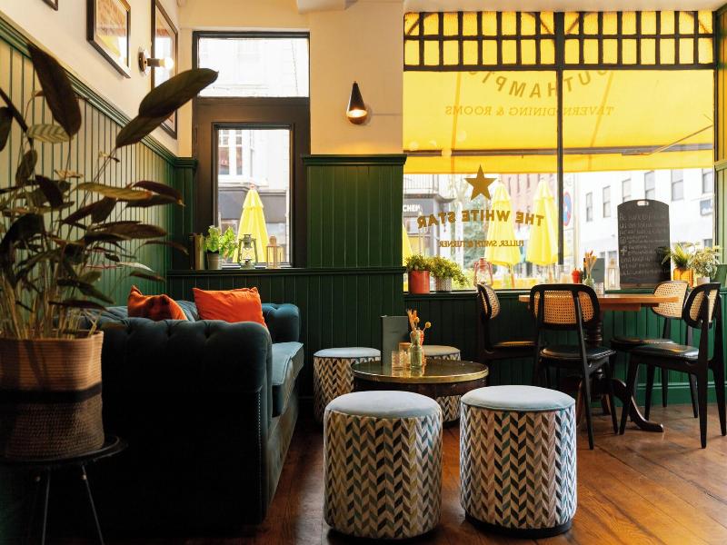 The White Star Tavern - Restoran