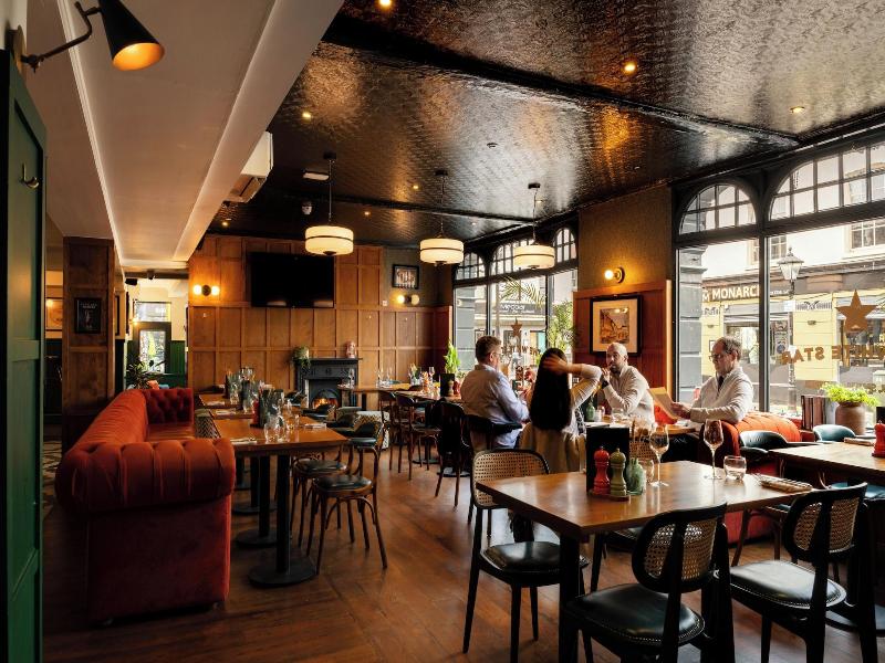 The White Star Tavern - Restoran