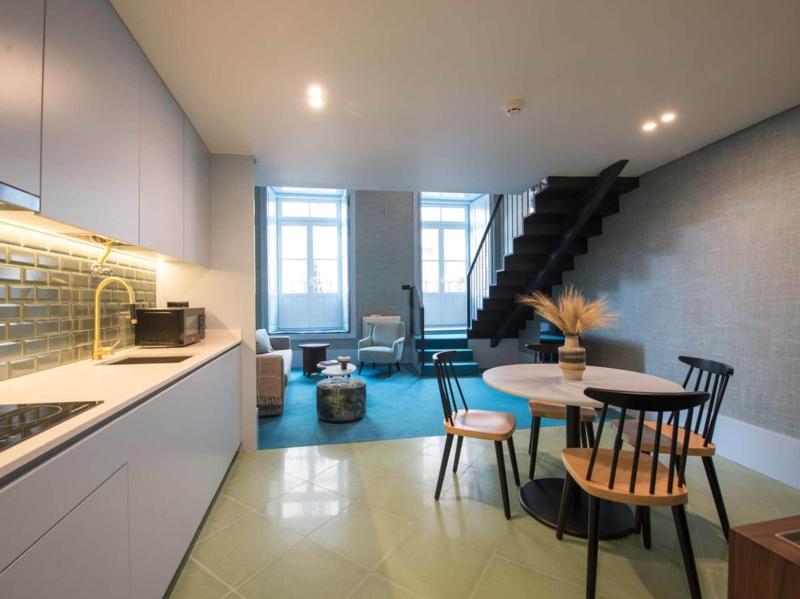 Apartamentos The Arc Carra S - Oda