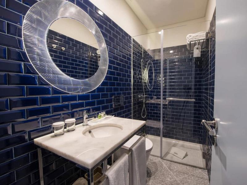 Apartamentos The Arc Carra S - Oda