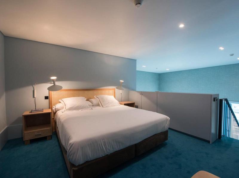 Apartamentos The Arc Carra S - Oda