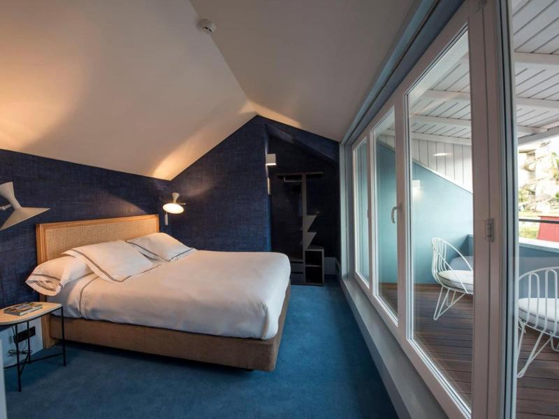 Apartamentos The Arc Carra S - Oda