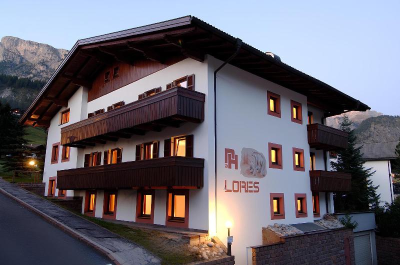 Apartments Lores - Genel
