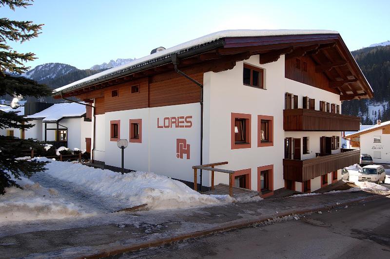 Apartments Lores - Genel