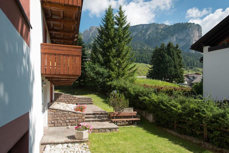 Apartments Lores - Genel
