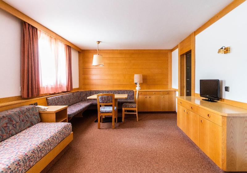 Apartments Lores - Oda