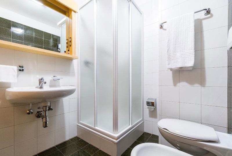 Apartments Lores - Oda
