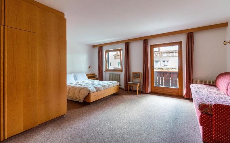 Apartments Lores - Oda