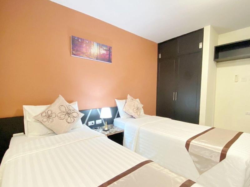 Leelawadee Modern Resort Huaykwang - Oda