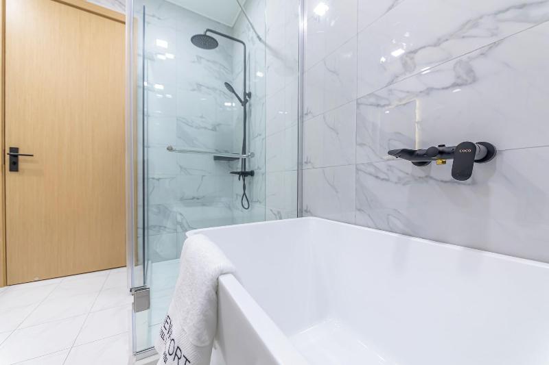 Newport Hotel Kutaisi - Oda