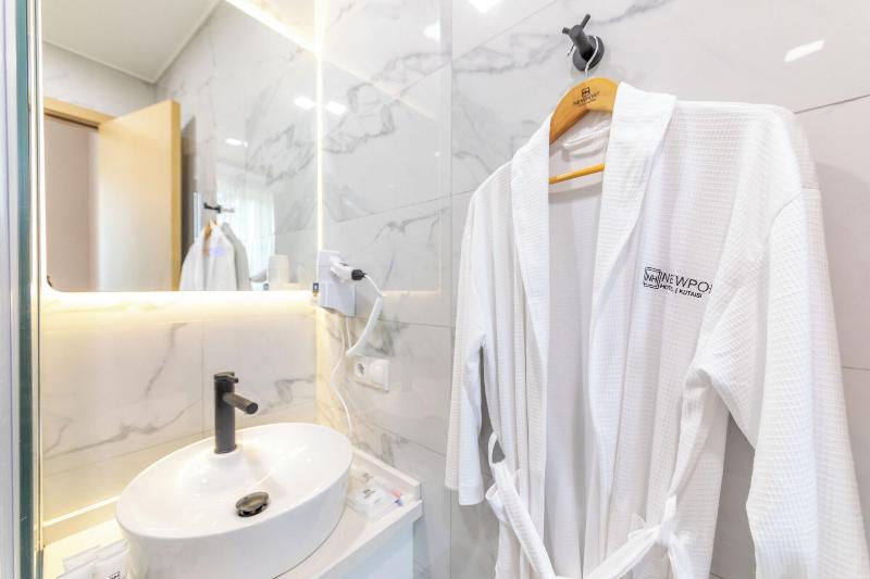 Newport Hotel Kutaisi - Oda