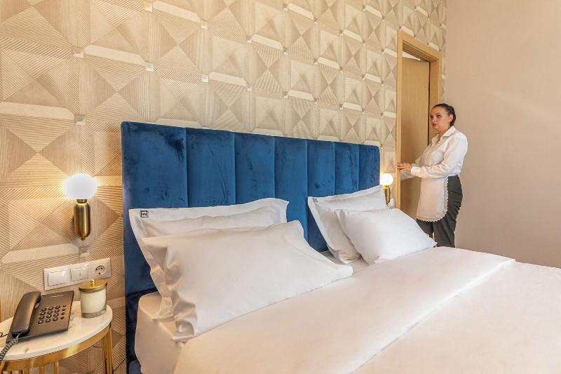 Newport Hotel Kutaisi - Oda