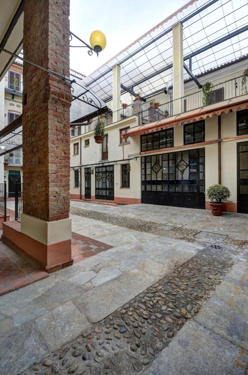 Palazzo Centro - Genel