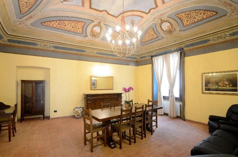 Palazzo Centro - Oda
