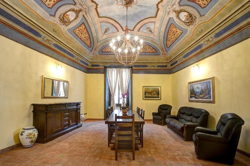 Palazzo Centro - Oda