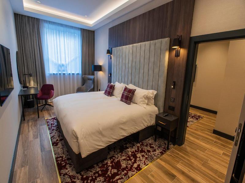 Tynecastle Park Hotel - Genel