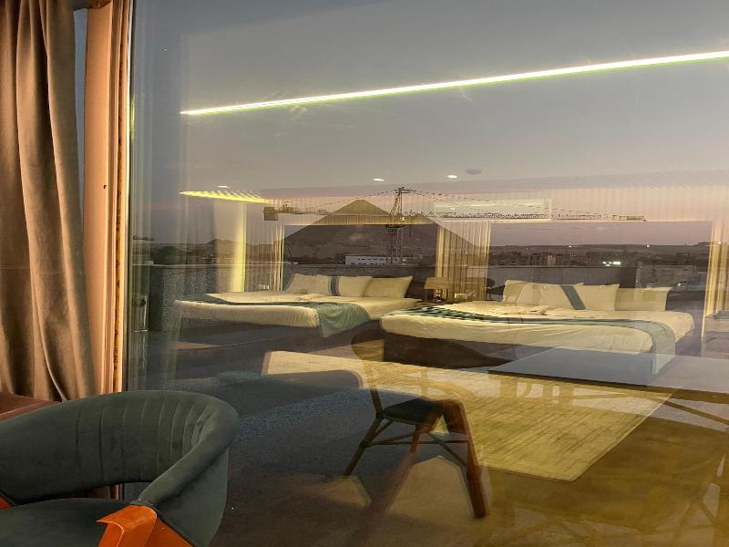 Blue Pyramids Eyes Hotel - Oda