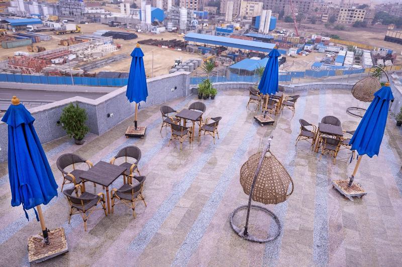Blue Pyramids Eyes Hotel - Restoran