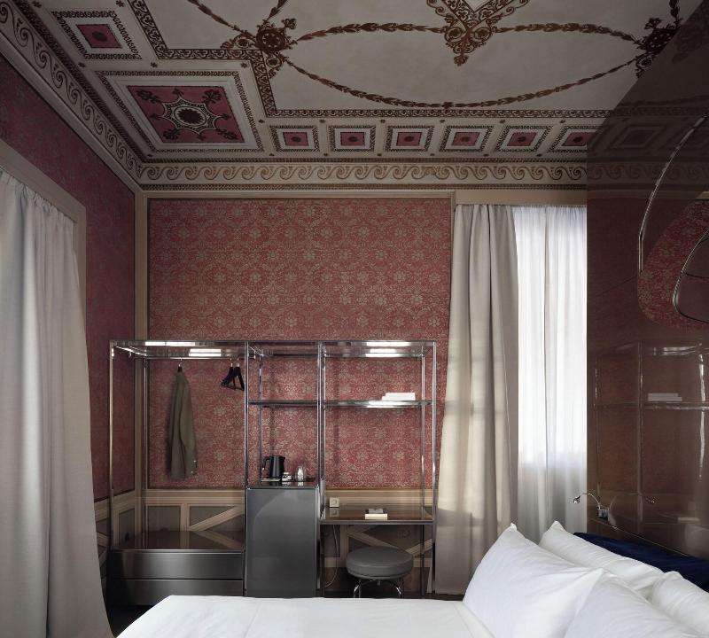 Interno Marche Design Experience Hotel - Oda