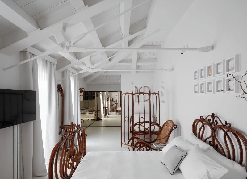Interno Marche Design Experience Hotel - Oda