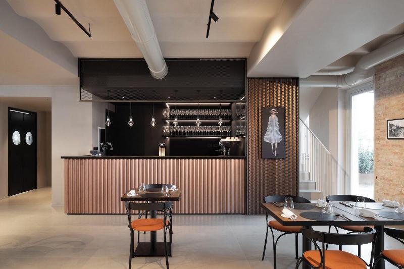Interno Marche Design Experience Hotel - Restoran