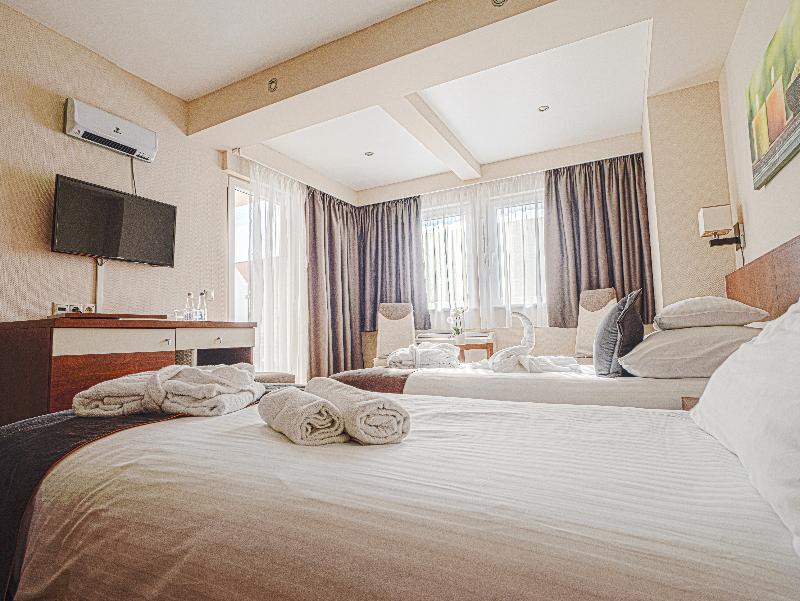Holiday Beach Wellness Hotel with Sauna Park - Oda