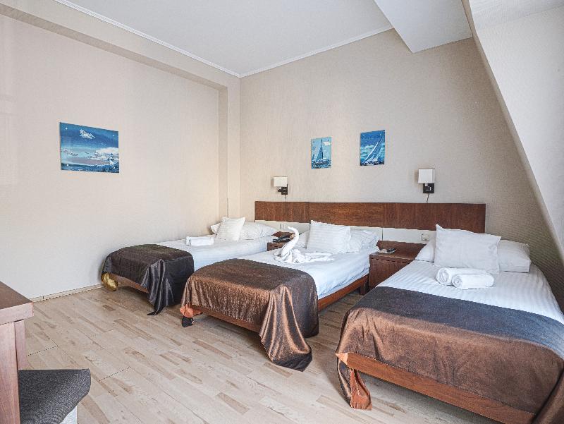 Holiday Beach Wellness Hotel with Sauna Park - Oda