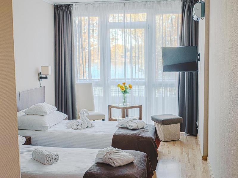 Holiday Beach Wellness Hotel with Sauna Park - Oda