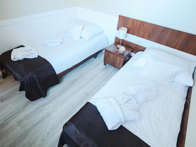 Holiday Beach Wellness Hotel with Sauna Park - Oda