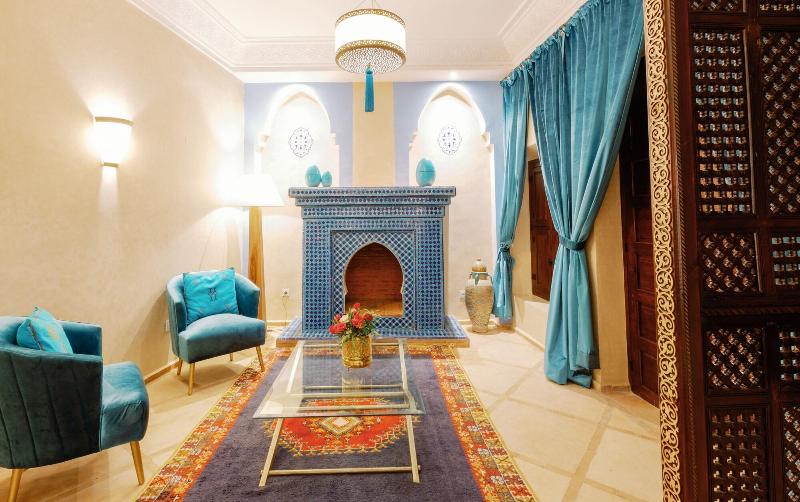 Riad El Hara - Oda