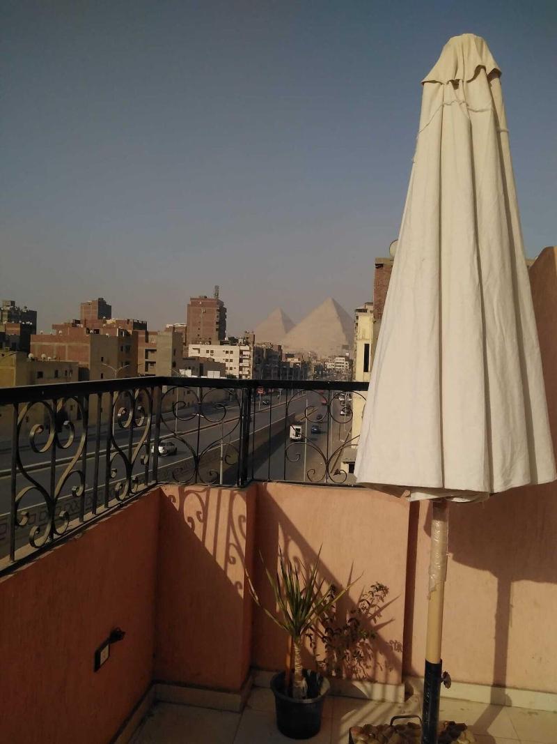 Pyramids Road Guest House - Restoran