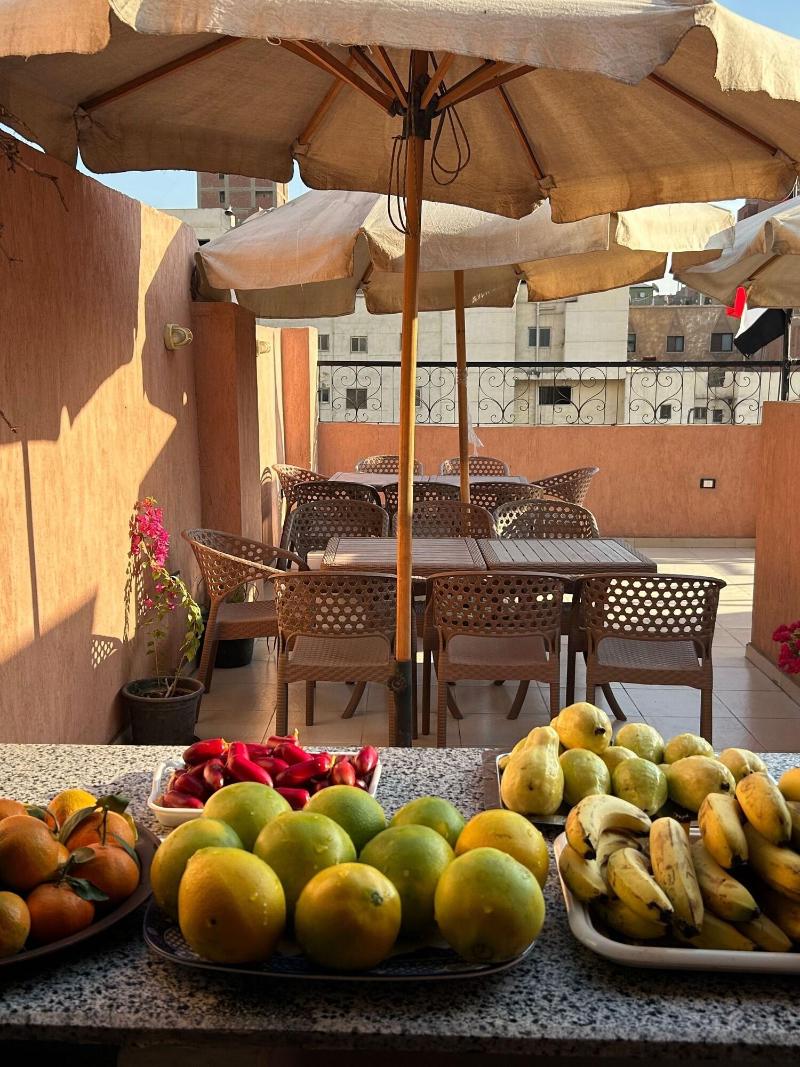 Pyramids Road Guest House - Restoran