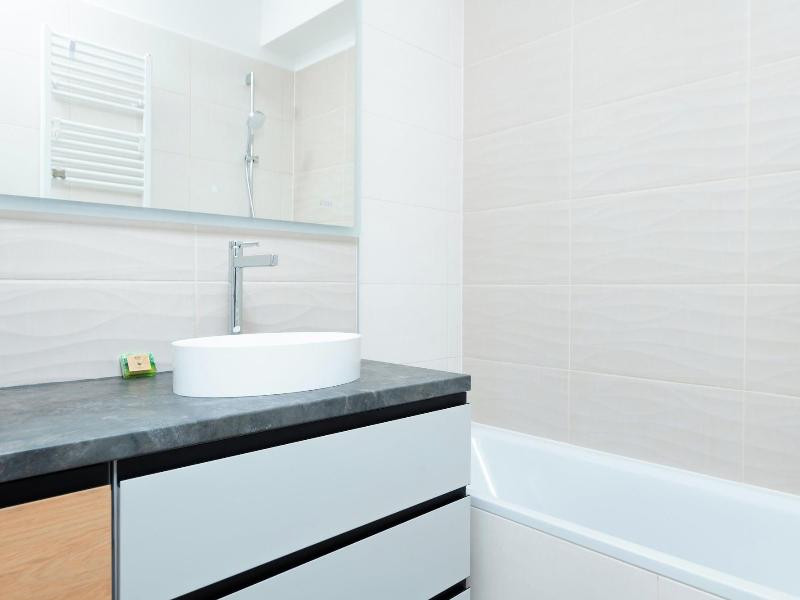 Waterfront City Apartments By Urbanrent - Oda