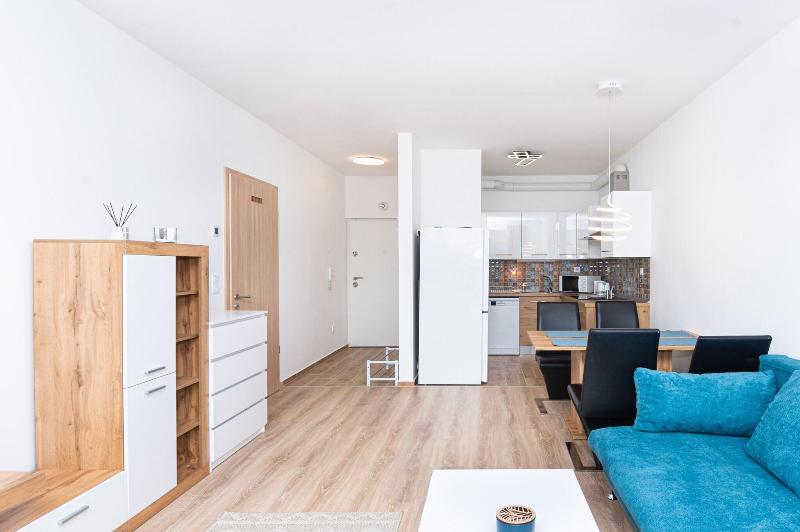 Waterfront City Apartments By Urbanrent - Oda