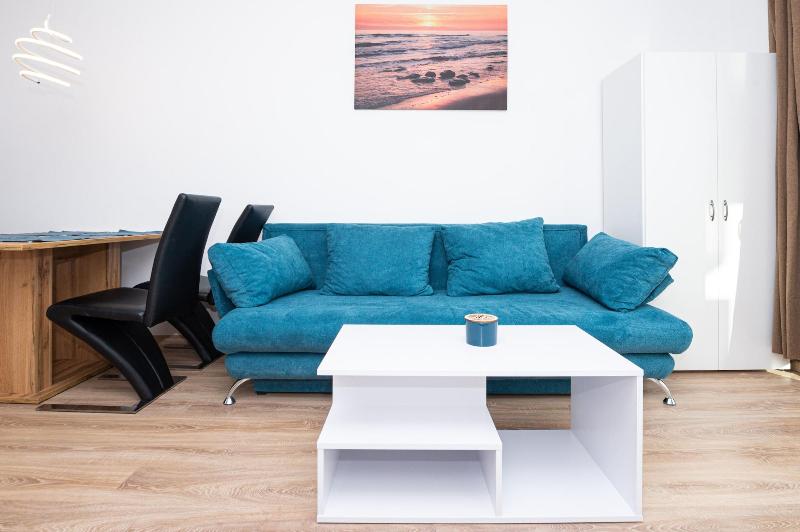 Waterfront City Apartments By Urbanrent - Oda