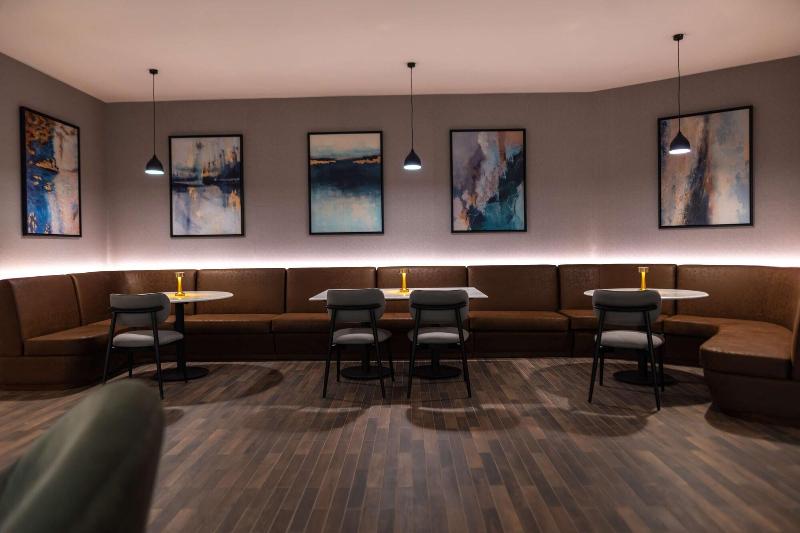 Radisson Blu Hotel Amman Galleria Mall - Bar