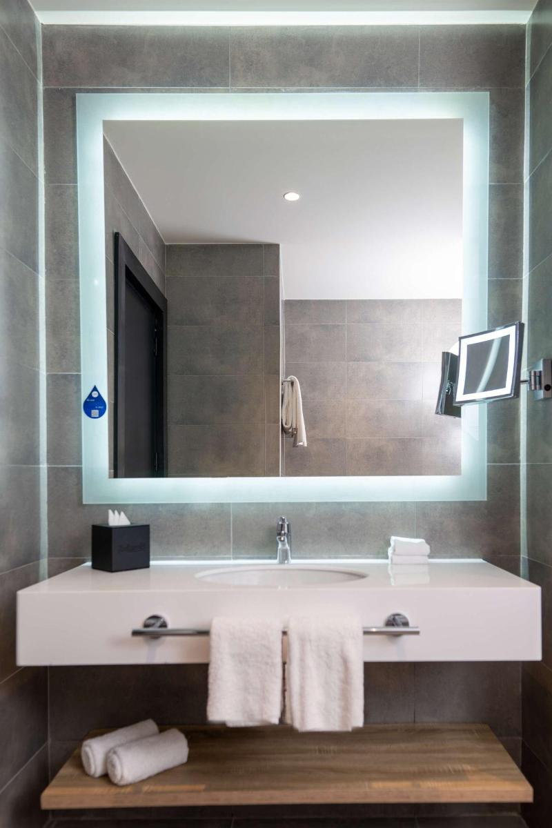 Radisson Blu Hotel Amman Galleria Mall - Oda