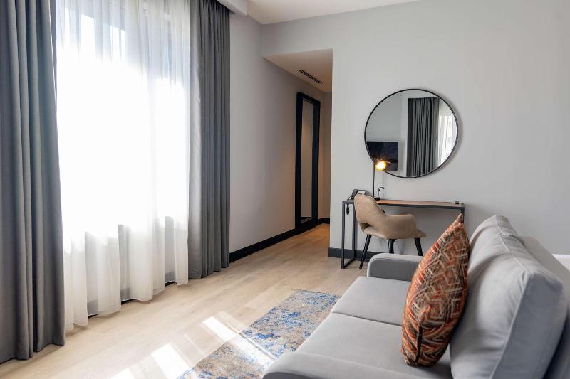 Radisson Blu Hotel Amman Galleria Mall - Oda