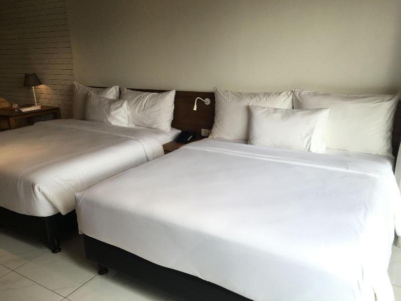 Nagomi Suites Hotel - Oda